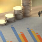 Prețul energiei electrice la consumatorii casnici nu va scădea în următorii ani romania durabila