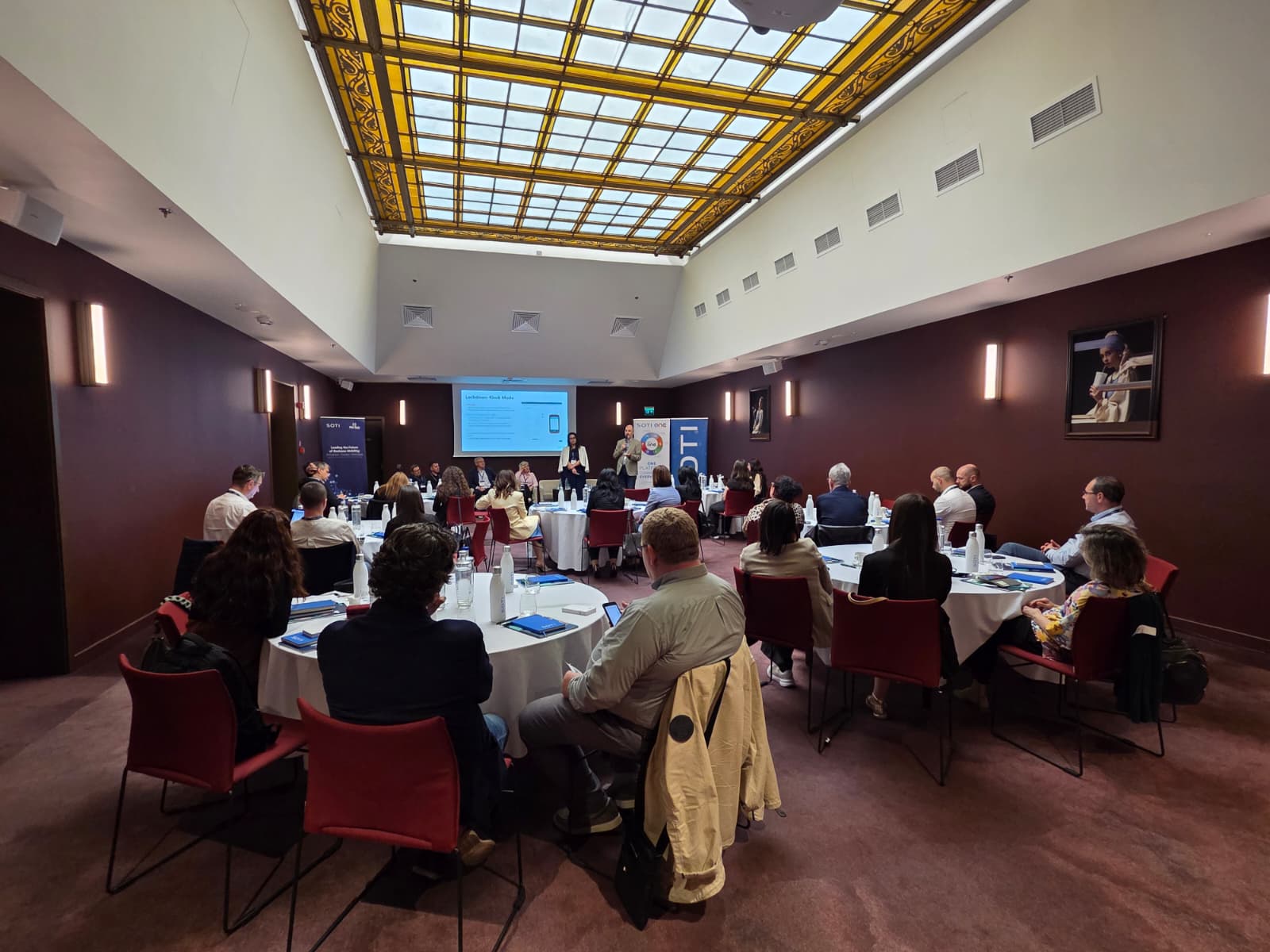 Principalele concluzii ale evenimentului „Leading the Future of Business Mobility: Smarter, Faster, Reliable”: „Companiile put tot mai mult preț pe mobilitate”